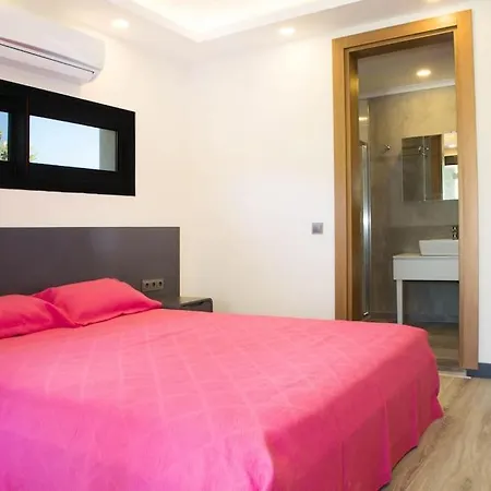 Bd-409 Ortakent 4 Ozel Havuzlu Villa *