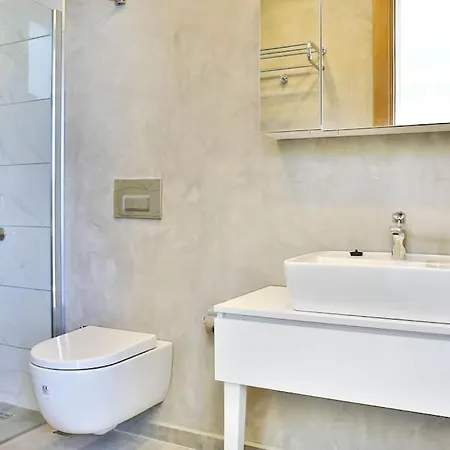 Bd-409 Ortakent 4 Ozel Havuzlu Villa *